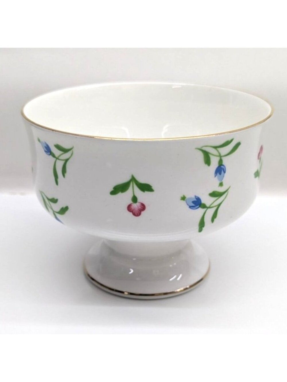 Royal Victoria Bone China Footed Bowl Gold Trim Floral Dessert Bowl Cup England